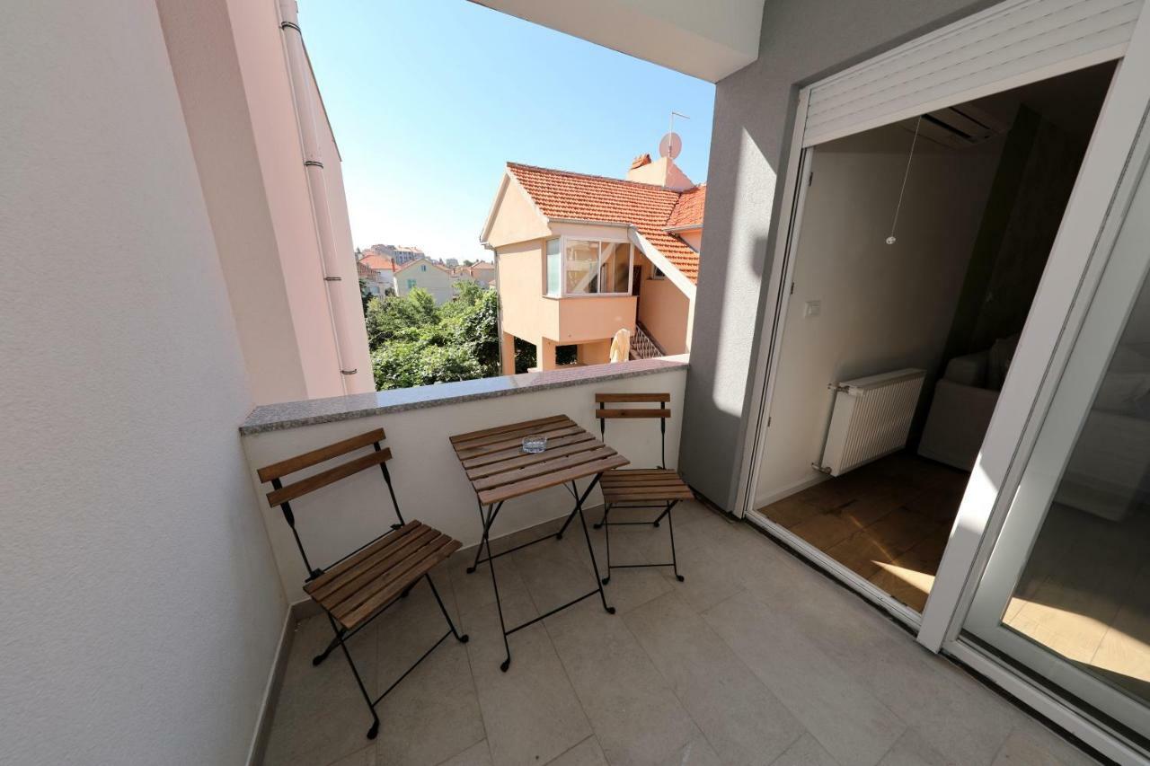Apartments Ivanov Zara Esterno foto