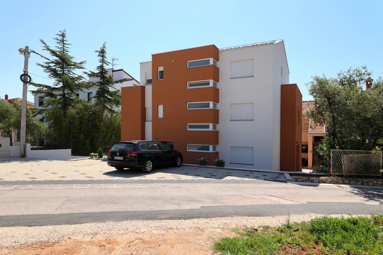 Apartments Ivanov Zara Esterno foto